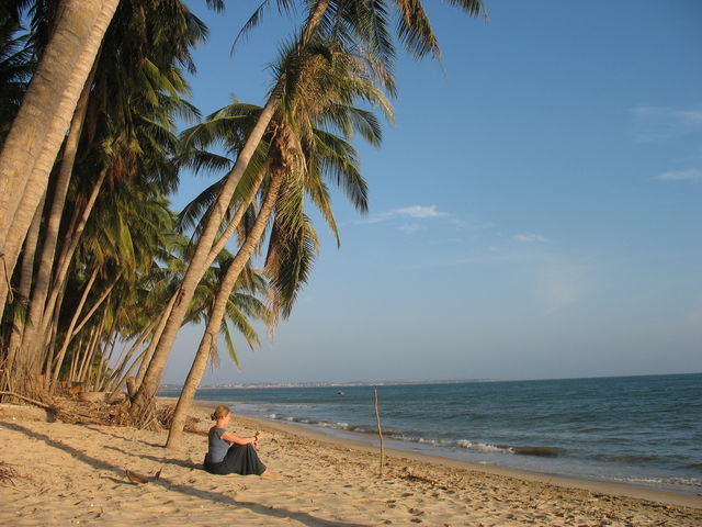 Plage derrière notre hôtel IMG_8584.JPG