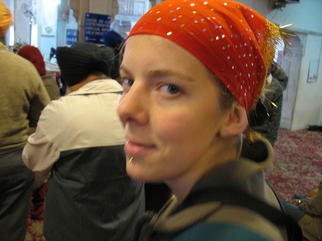 Maïte dans le temple sikh. IMG_6105.JPG